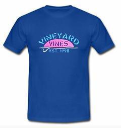vineyard vines T-shirt