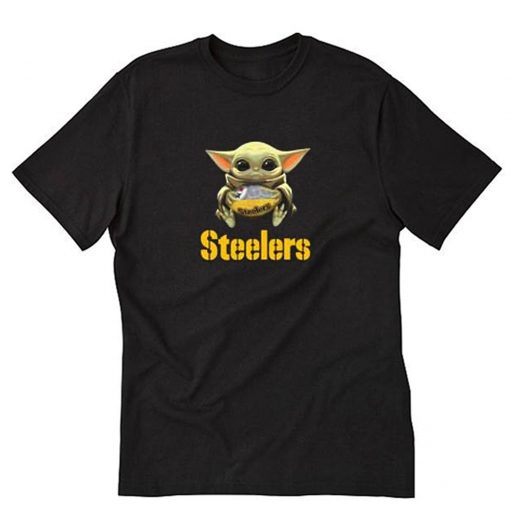 Baby Yoda Hug Pittsburgh Steelers T-Shirt PU27