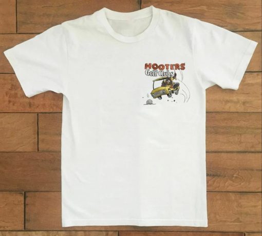 Vintage 1998 Hooters Golf Club T-Shirt PU27